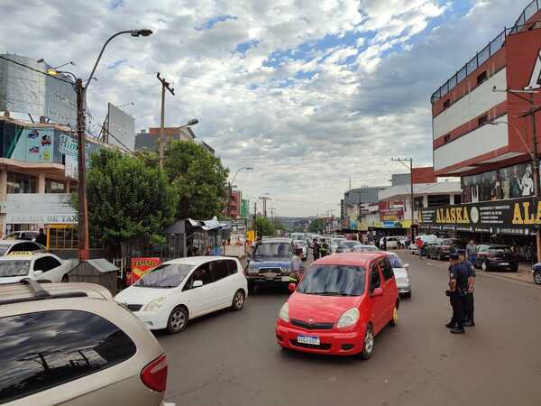 Refuerzo policial para evitar cierre del puente San Roque González