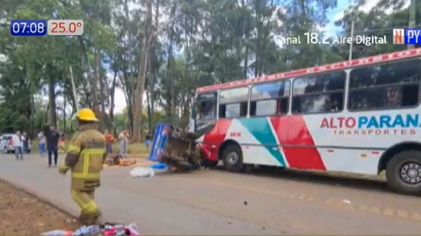 Padre e hijo mueren en grave accidente de tránsito en CDE - Noticias Paraguay