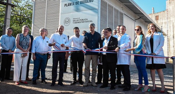 Nueva planta de oxígeno fortalece asistencia a pacientes del Hospital de Calle´i, San Lorenzo