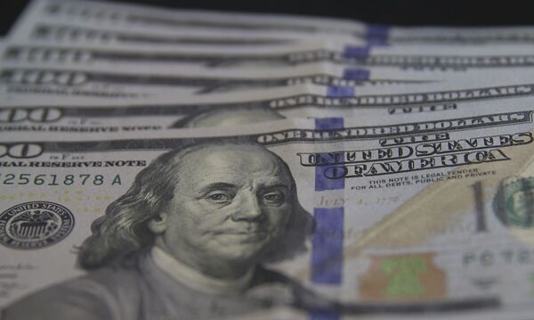El precio del dólar en Argentina toca un nuevo récord en la plaza informal - Revista PLUS