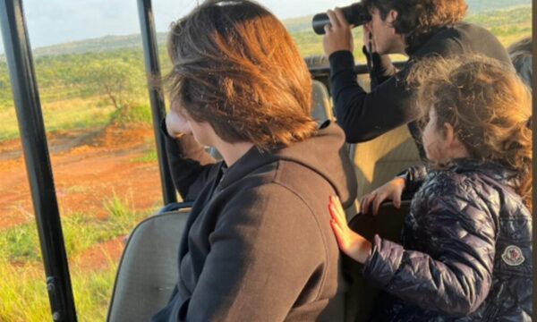 Las vacaciones de Haedo en Sudáfrica, haciendo safari