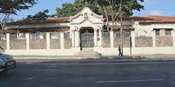 Bolonqui en el Buen Pastor opa con una reclusa apuñalada