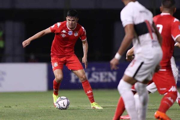 Diario HOY | ¡Junior Barreto ya es de Olimpia!