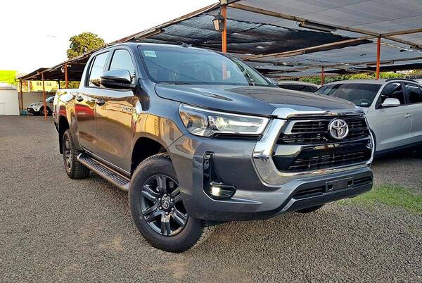 Diario HOY | Lujosa camioneta tenía GPS y ladrones fueron pillados e imputados