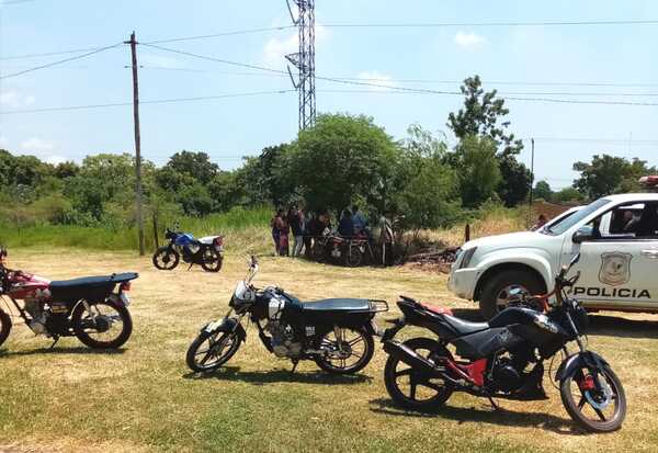 Villa Laurelty: Invadieron plaza pública » San Lorenzo PY