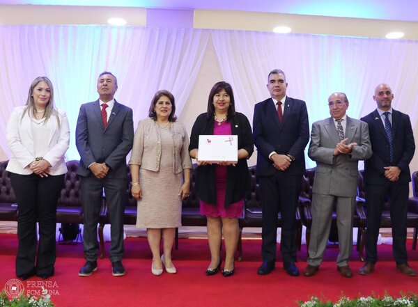 Diario HOY | ANEAES acredita postgrado y la Filial de Santa Rosa del Aguaray-UNA