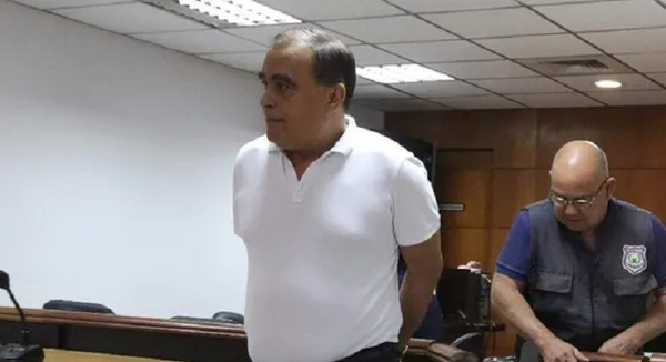Tribunal absuelve a Roberto Cárdenas por lesión de confianza - Noticiero Paraguay