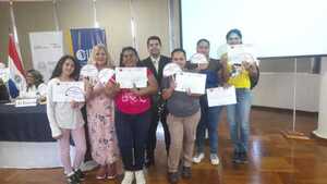 Emprendedoras bañadenses recibieron capital semilla para fortalecer sus negocios
