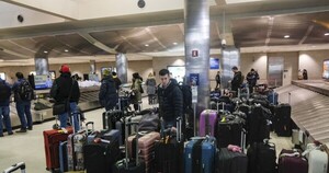 Diario HOY | El caos aéreo en EEUU persiste tras la tormenta en vísperas de Año Nuevo