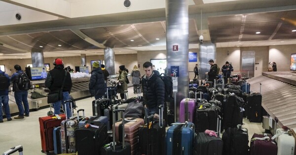 Diario HOY | El caos aéreo en EEUU persiste tras la tormenta en vísperas de Año Nuevo