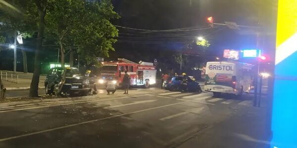 Accidente de tránsito sobre avenida Mcal. López en Villa Morra - Policiales - ABC Color