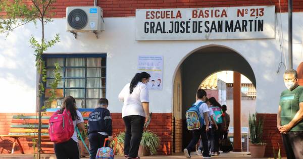 La Nación / Alumnos inician las clases el 20 de febrero