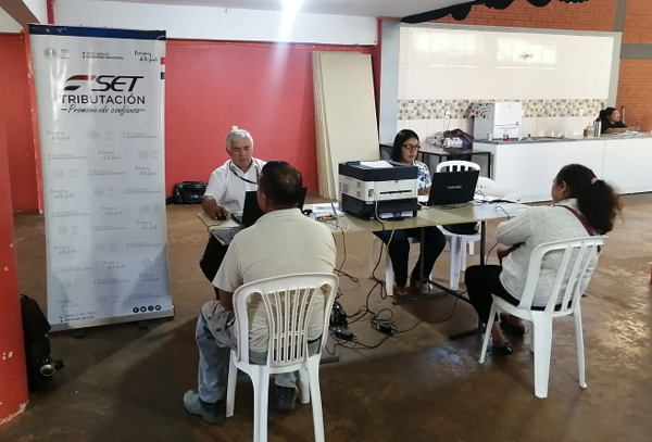 Tributación cierra el año con cerca de 185.000 atenciones a contribuyentes y 49.000 personas capacitadas - .::Agencia IP::.