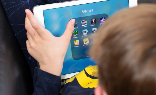 Recomendaciones para evitar que los niños caigan en trampas en internet durante vacaciones