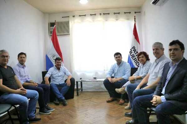 Villarejo se reúne con Alegre tras internas