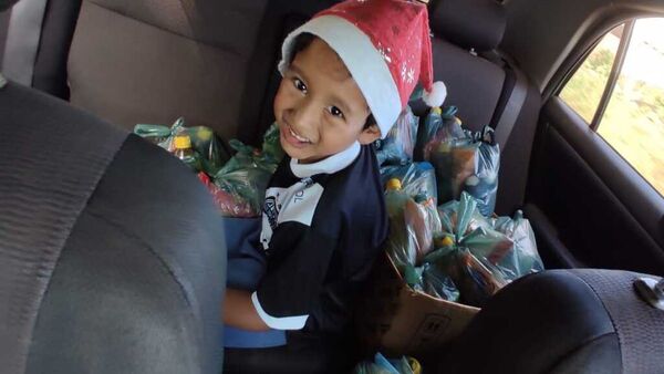 "Ayudante de Santa" regaló todos sus juguetes a niños de escasos recursos