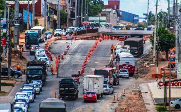 Túnel de Tres Bocas, habilitado parcialmente •