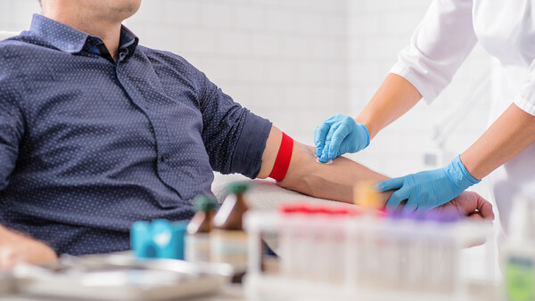 Diario HOY | Nuevo biomarcador permite detectar el Alzheimer en sangre