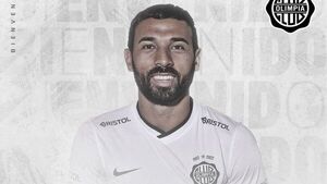 Olimpia presenta a su nuevo jugador