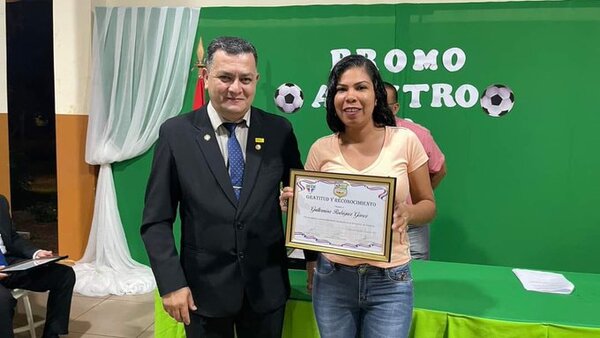 Clausura del curso de Árbitros y entrega de certificados en PJC