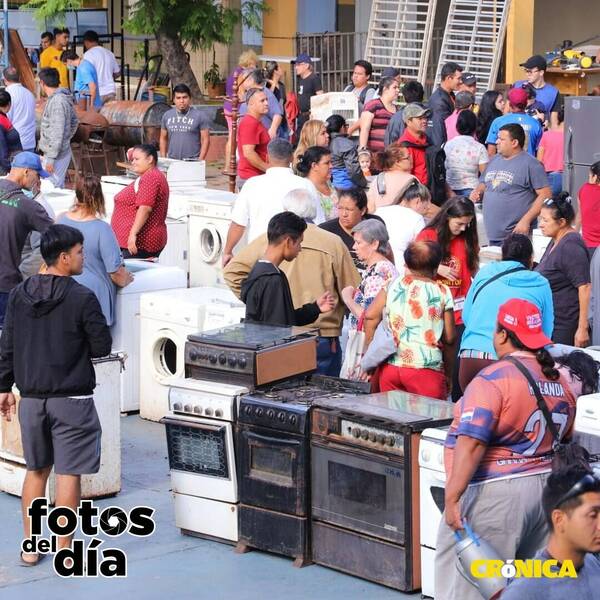 Con una multitud arrancó la feria "Corazones Abiertos"