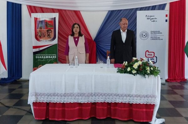 Presentan en Guarambaré documento de habilitación de vehículos en formato bilingüe - .::Agencia IP::.