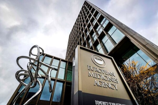 La EMA prevé “ajustes y cambios” en 2023 en la forma de trabajar pospandemia - Revista PLUS