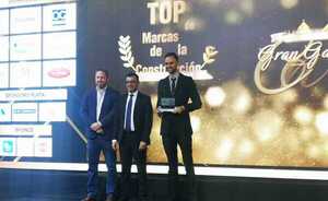 Record Electric fue premiado como ganador en la categoría “Casa de Venta y/o Alquiler de Motores” en la noche de la Gran Ga