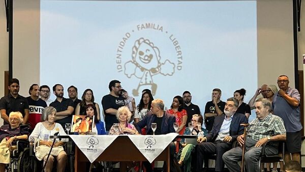 Abuelas de Plaza de Mayo anuncian restitución del nieto 132