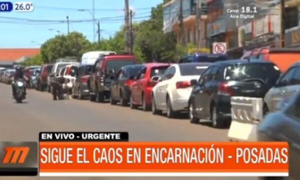 Sigue el caos en el puente Encarnación- Posadas | Telefuturo