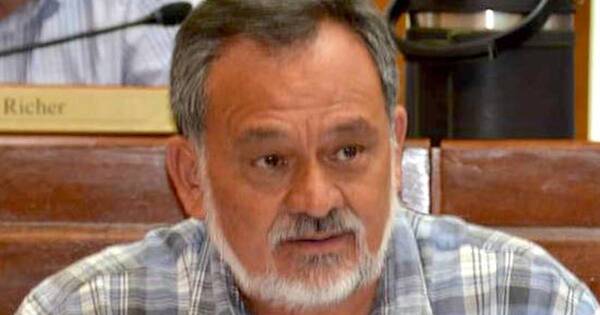 La Nación / Sixto Pereira califica al IPS como una cueva de ladrones