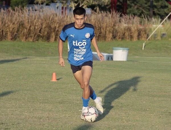 Continúan los aprestos de la albirroja Sub 20 en Ypané - Fútbol - ABC Color