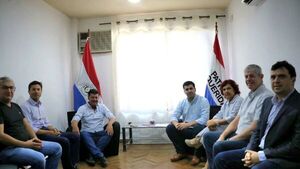 PPQ propone a Efraín agenda de gobierno y sellan unidad