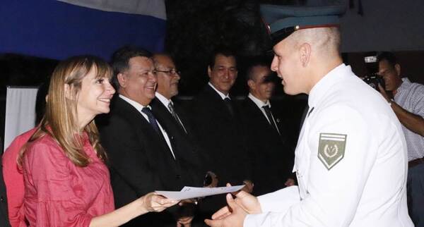 Egresan 84 jóvenes de los cursos de Técnico Superior dictados por el SNPP en San Lorenzo
