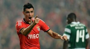 ¡Con goles espectaculares! La Europa League recuerda a 'Tacuara' Cardozo