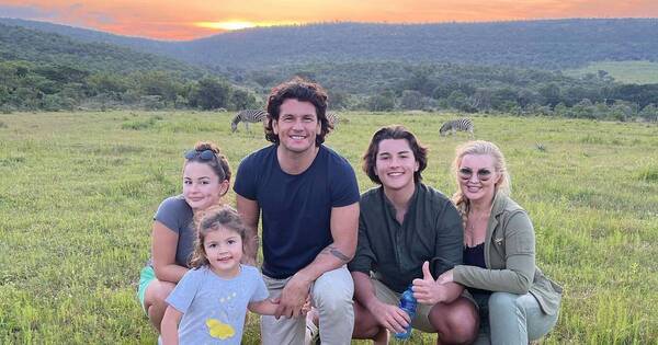 La Nación / León guaraní de safari por Sudáfrica junto a su familia