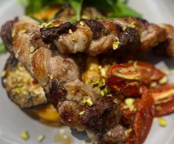¿Nuevo plato argentino? Presentan ashá al chicharõ trenzado como "trenzas mixtas" - Noticiero Paraguay
