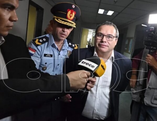 Juez ratifica prisión preventiva de Carlos Granada por peligro de obstrucción - Nacionales - ABC Color
