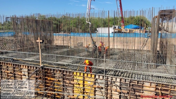 Puente de la Bioceánica: concluyó hormigonado del estribo número 1 y obra alcanza cerca del 13%
