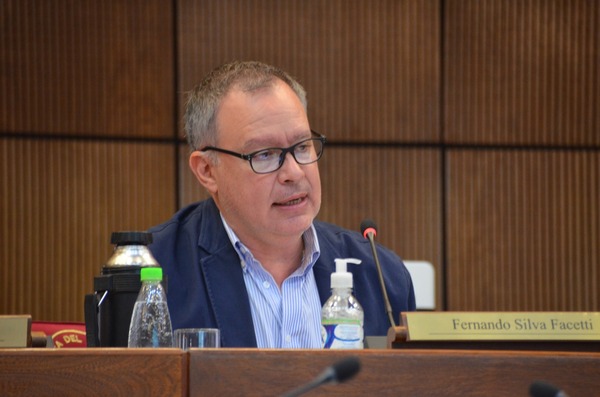 Senador cuestiona falta de capacidad del Gobierno para negociar la tarifa de Itaipú - ADN Digital