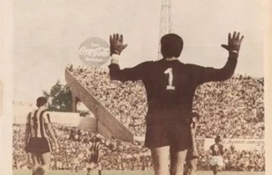 El arquero paraguayo que le tapó un penal a Pelé lo recuerda | 1000 Noticias