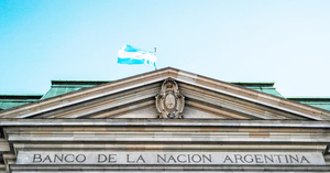 Argentina echa mano de emisión monetaria para compra de bonos | Internacionales | 5Días