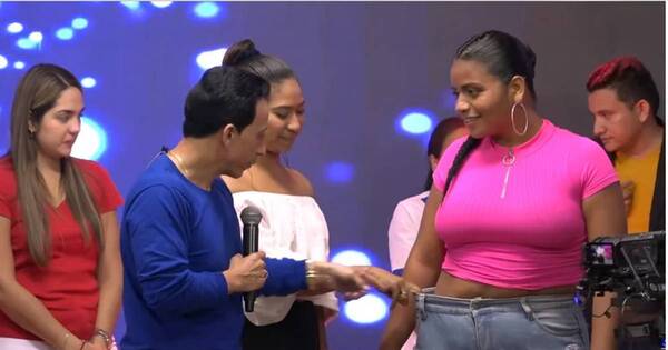La Nación / ¿Un milagro? Pastor “hizo” que mujer bajara dos tallas en pleno culto