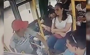 Imputan a joven que atacaba con cuchillo a pasajeros