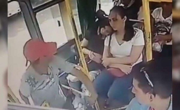Imputan a joven que atacaba con cuchillo a pasajeros