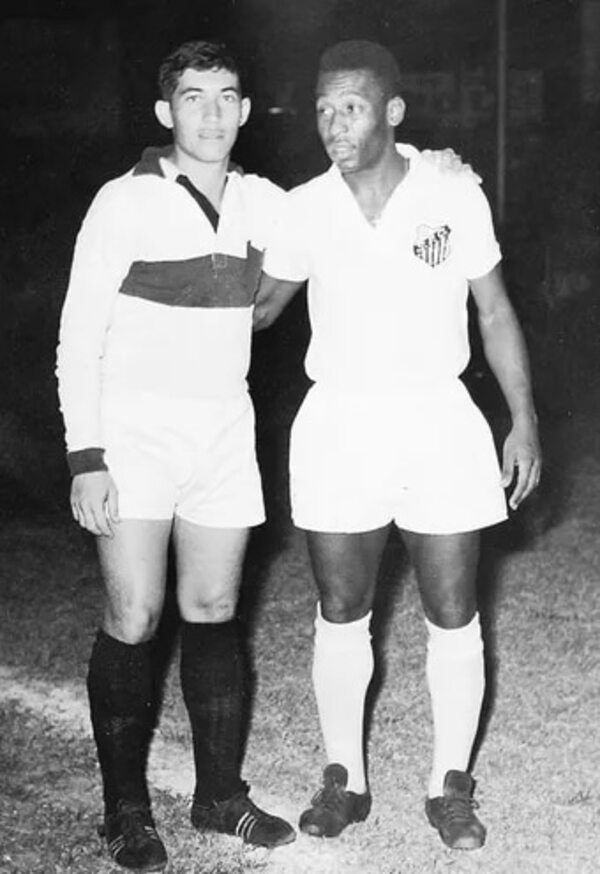 El día que Pelé regó su magia en inauguración del estadio Manuel Ferreira | 1000 Noticias