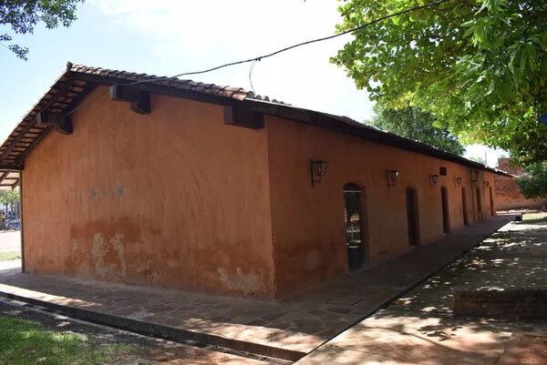 Luque: suspenden habilitación de bar en exestación ferroviaria - Nacionales - ABC Color