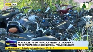 Predio de la PMT con chatarras estacionadas - ABC Noticias - ABC Color