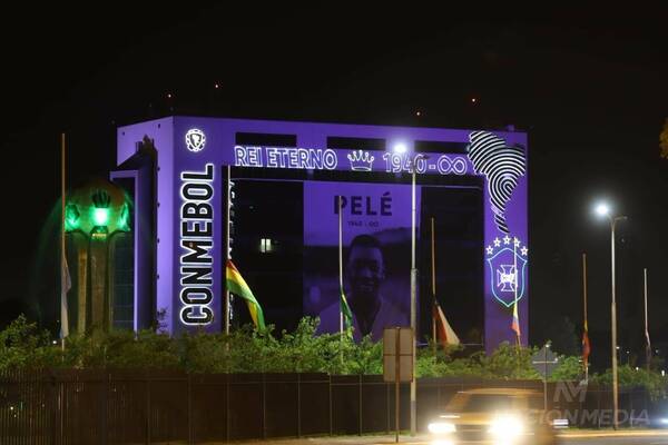 Así homenajeó la Conmebol a O Rei del fútbol