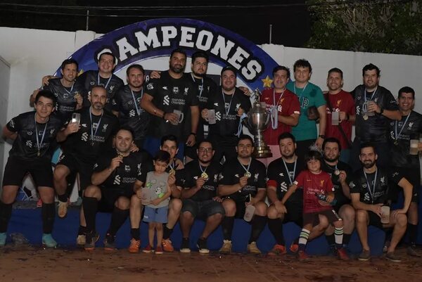 Liverpool 2005, campeón del Exa Apostólico San José - Polideportivo - ABC Color